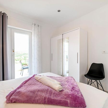 Apartment Jelic 希贝尼克 外观 照片